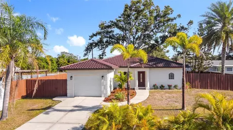 2565 Englewood Rd, Venice, FL 34293