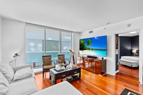 347 N New River Dr #606, Fort Lauderdale, FL 33301