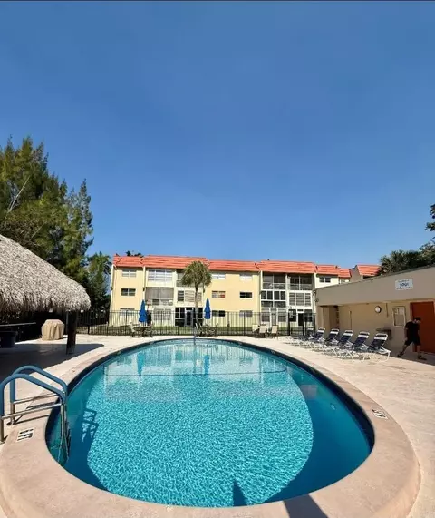 3091 E Sunrise Lakes Dr #101, Sunrise, FL 33322