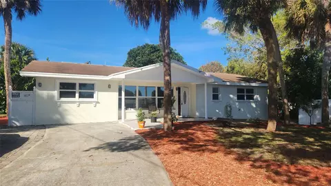 4646 NE Dudley Cir, Jensen Beach, FL 34957