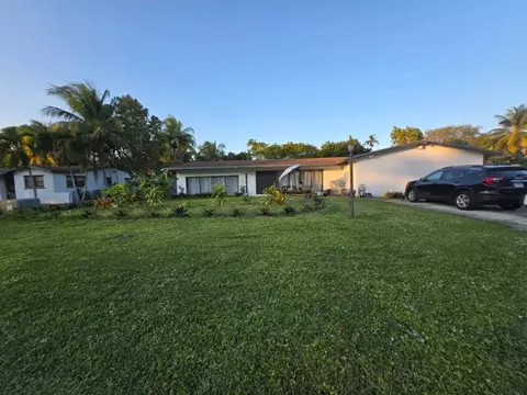 745 NE 155th, Miami, FL 33162