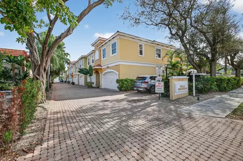 3024 NE 5th Ter #10, Wilton Manors, FL 33334