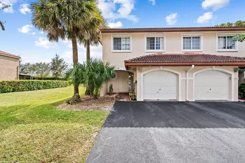 8940 NW 38th Dr #8940, Coral Springs, FL 33065