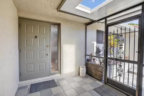 16807 Patio Village Ln, Weston, FL 33326