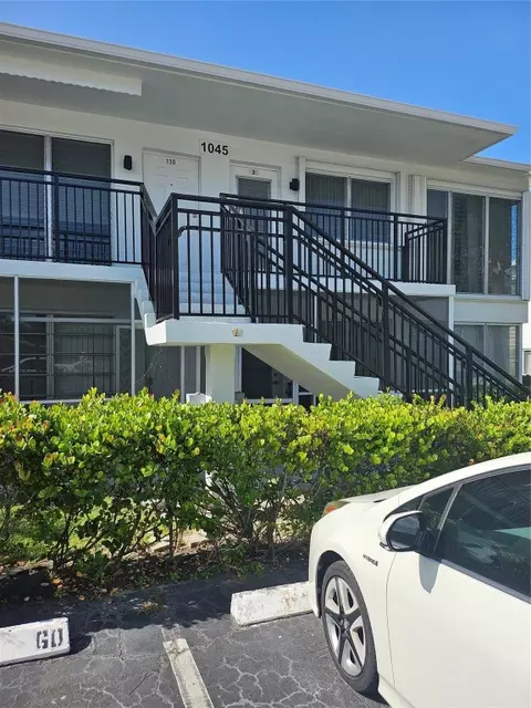 1045 SE 15th St #13C, Fort Lauderdale, FL 33316
