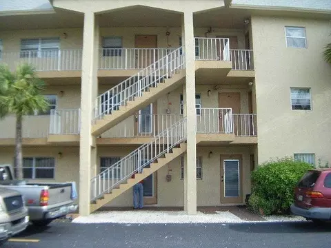 4191 NW 26th St #170, Lauderhill, FL 33313