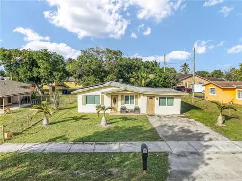 2711 NW 24th Ct, Fort Lauderdale, FL 33311