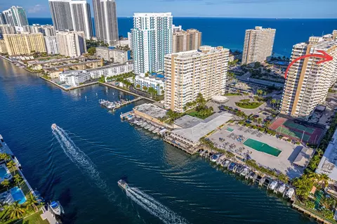 1985 S Ocean Dr #10G, Hallandale Beach, FL 33009