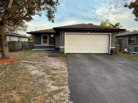 176 SW 5th Ct, Deerfield Beach, FL 33441