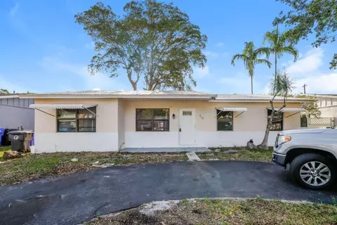 310 SW 76th, North Lauderdale, FL 33068