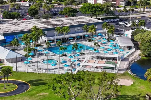 7572 Trent Dr #311, Fort Lauderdale, FL 33321
