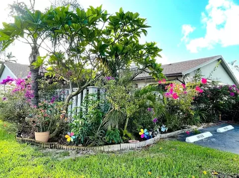 8090 Ambach Way #13-B, Hypoluxo, FL 33462