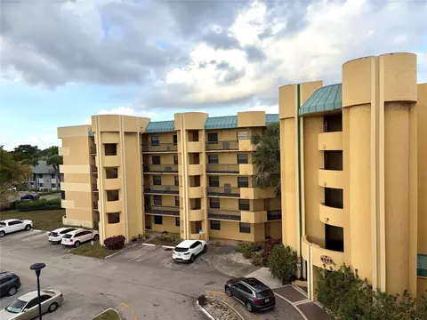6575 W Oakland Park Blvd #202, Lauderhill, FL 33313