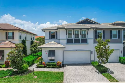 22954 Clear Echo Dr #31, Boca Raton, FL 33433