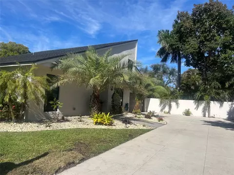 7831 NW 4th, Plantation, FL 33324