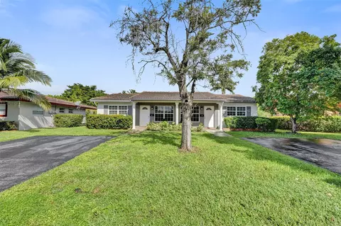 4017 Woodside Dr, Coral Springs, FL 33065