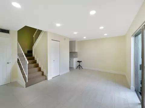 8921 NW 28th Dr #B, Coral Springs, FL 33065