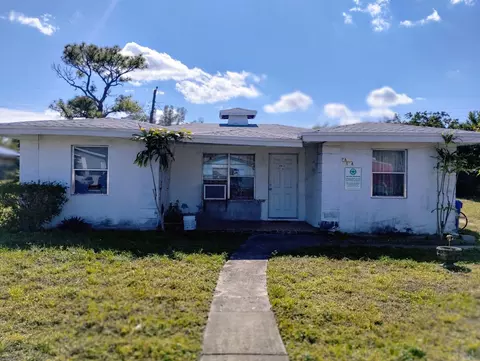 2514 NW 4th St, Pompano Beach, FL 33069