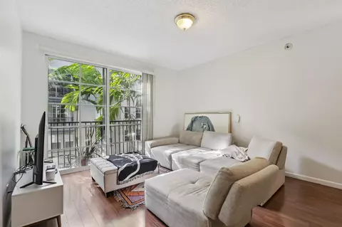 533 NE 3rd Ave #321, Fort Lauderdale, FL 33301