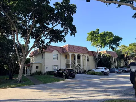 136 S Cypress Rd #317, Pompano Beach, FL 33060
