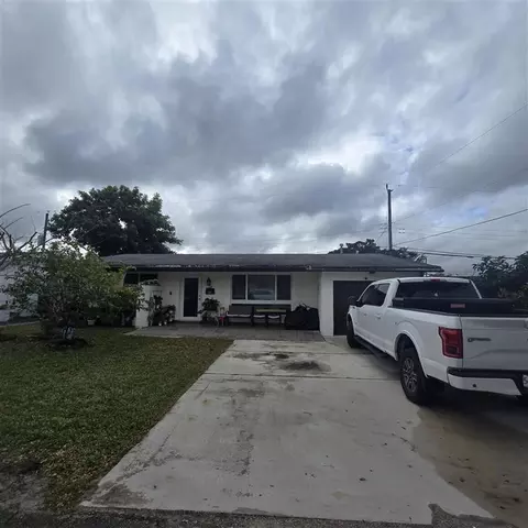 6828 NW 29th Ct, Sunrise, FL 33313