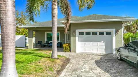 2643 Kentucky St, West Palm Beach, FL 33406