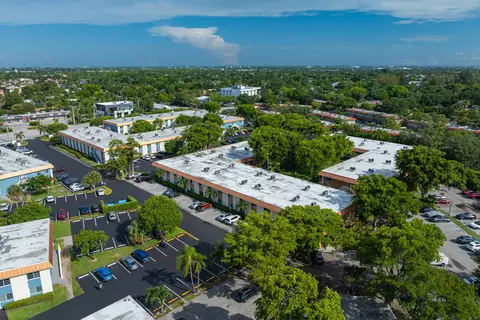 119 NE 19th Ct #203G, Wilton Manors, FL 33305