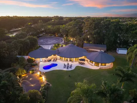 700 S Old Nob Hill Rd, Plantation, FL 33324