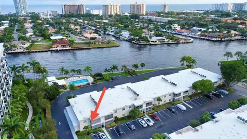 6521 Bay Club Dr #1, Fort Lauderdale, FL 33308