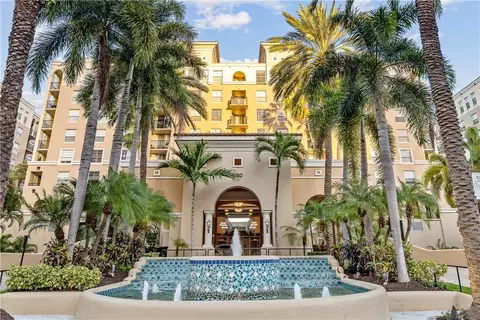 520 SE 5th Ave #2404, Fort Lauderdale, FL 33301