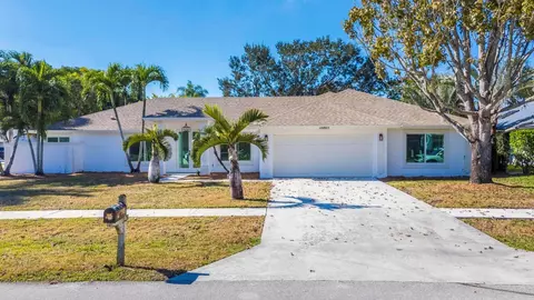 12865 Kingsway Rd, Wellington, FL 33414