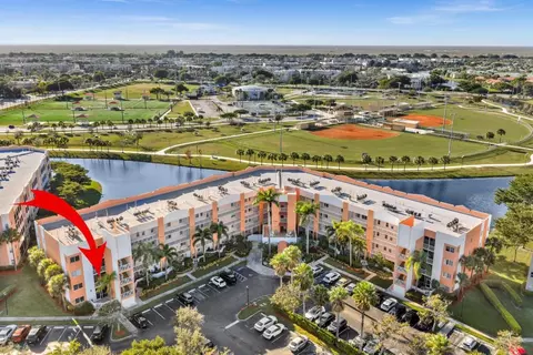 7735 Yardley Dr #201, Tamarac, FL 33321