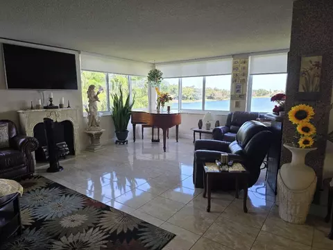 Undisclosed, Miami, FL 33179
