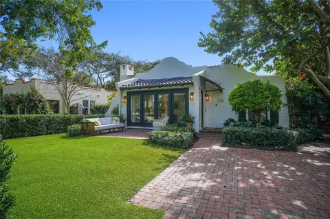 716 SE 7th St, Fort Lauderdale, FL 33301