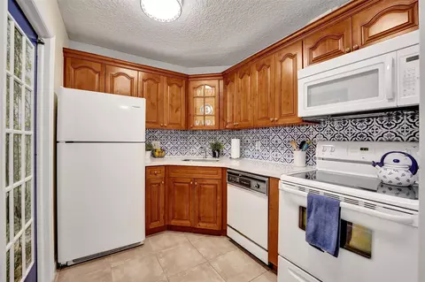 1920 NE 1st Ter #109H, Wilton Manors, FL 33305