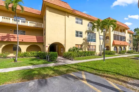 10762 La Placida Dr #7-106, Coral Springs, FL 33065