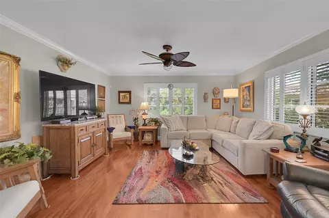 1920 NE 1st Ter #212H, Wilton Manors, FL 33305