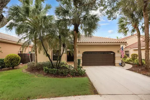 10481 NW 17th St, Plantation, FL 33322