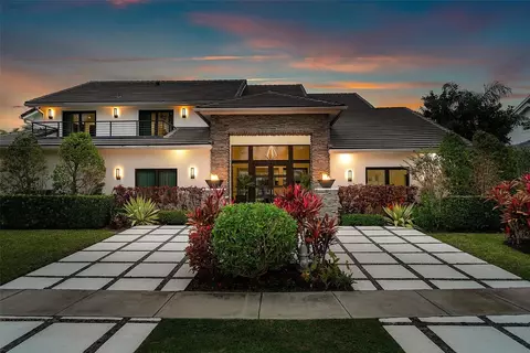 737 NE Boca Bay Colony Dr, Boca Raton, FL 33487