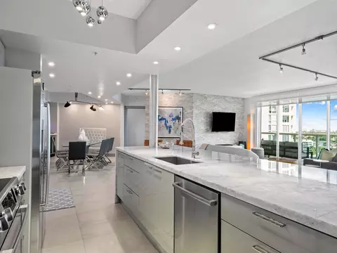 347 N New River Dr #1401, Fort Lauderdale, FL 33301