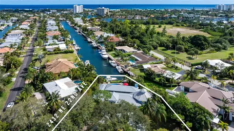 2432 NE 22nd Ave, Lighthouse Point, FL 33064