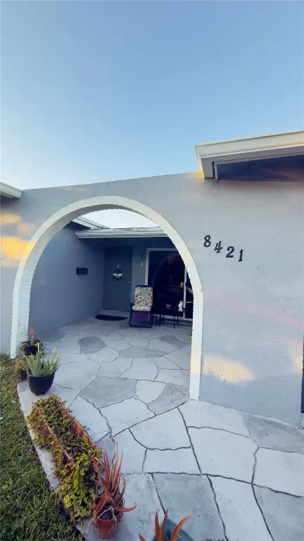 8421 NW 21st, Sunrise, FL 33322