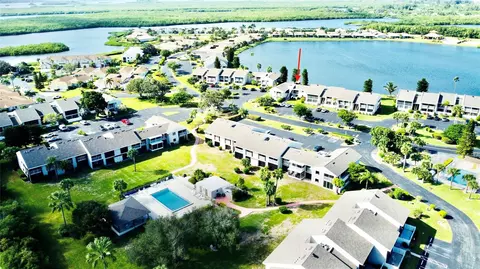 3216 S Lakeview Cir #5202, Fort Pierce, FL 34949