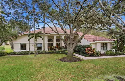 7720 W Upper Ridge Dr, Parkland, FL 33067