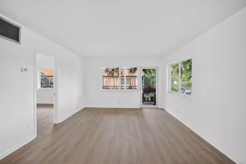 119 NE 19th Ct #205-G, Wilton Manors, FL 33305