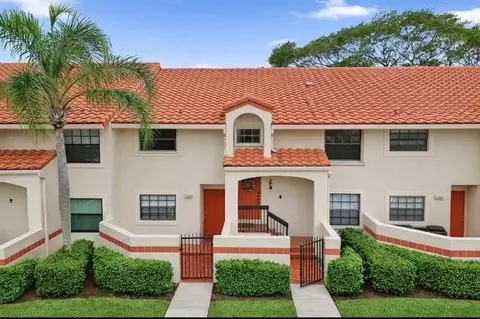 903 Congressional Way #903, Deerfield Beach, FL 33442