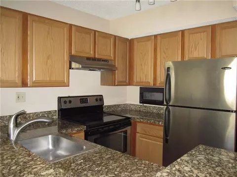 751 Lyons Rd #18102, Coconut Creek, FL 33063