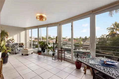 3050 NE 47th Ct #205, Fort Lauderdale, FL 33308