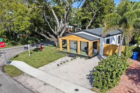 648 NE 16th Ter, Fort Lauderdale, FL 33304
