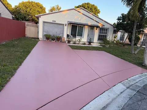 1751 SW 84th Ter, Miramar, FL 33025